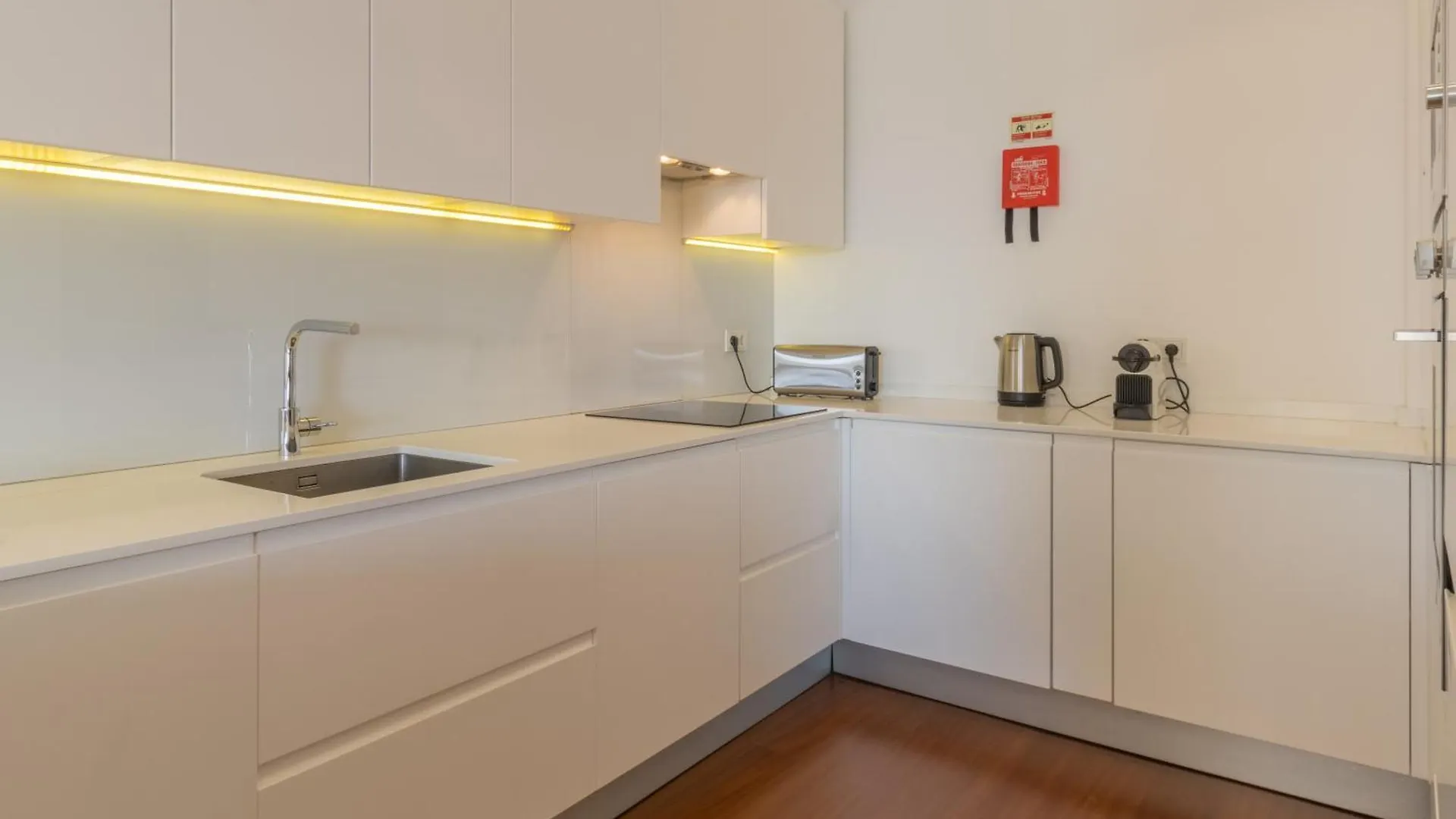 شقة Spacious, Family Friendly 3Br & 3Wc. Ac/Heating. Lisboa