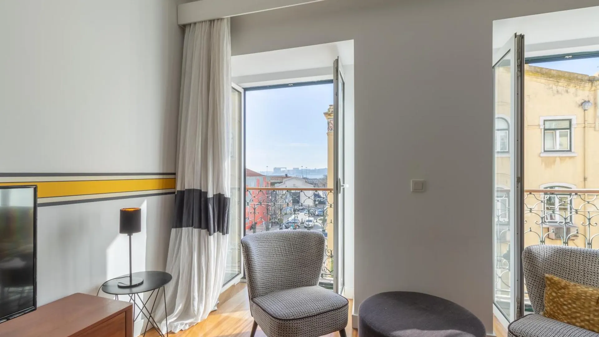 Spacious, Family Friendly 3Br & 3Wc. Ac/Heating. Lisboa