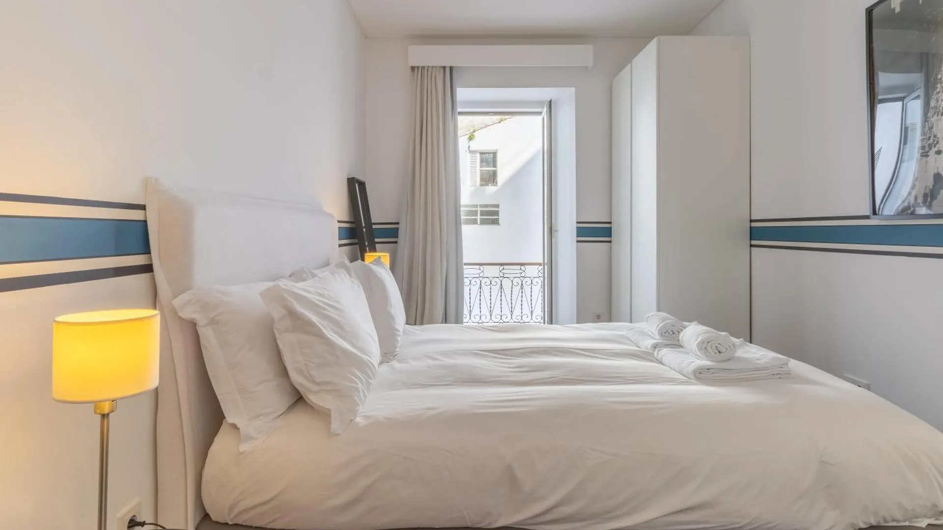 Spacious, Family Friendly 3Br & 3Wc. Ac/Heating. Lisboa شقة