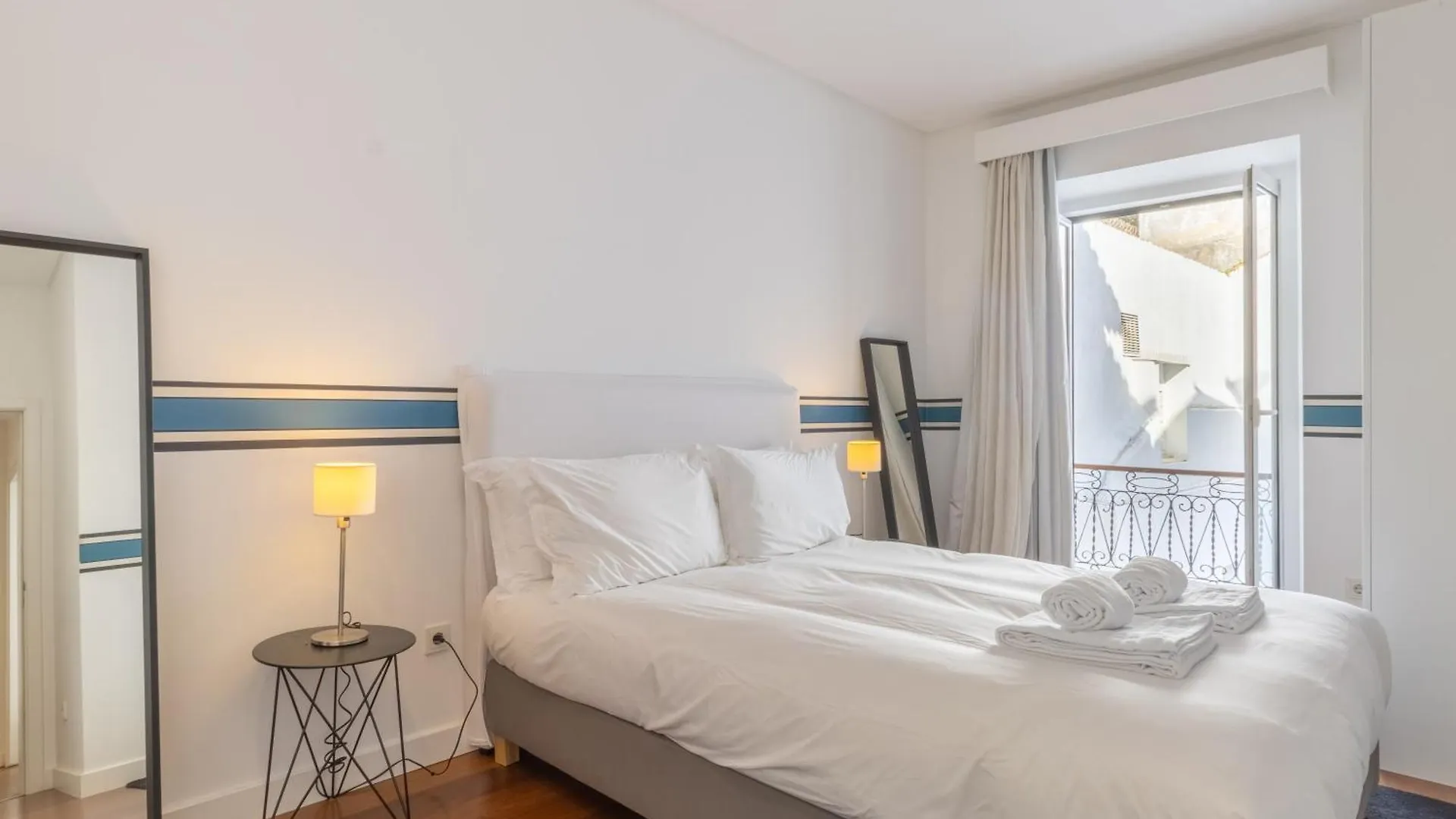 Spacious, Family Friendly 3Br & 3Wc. Ac/Heating. Lisbona Appartamento